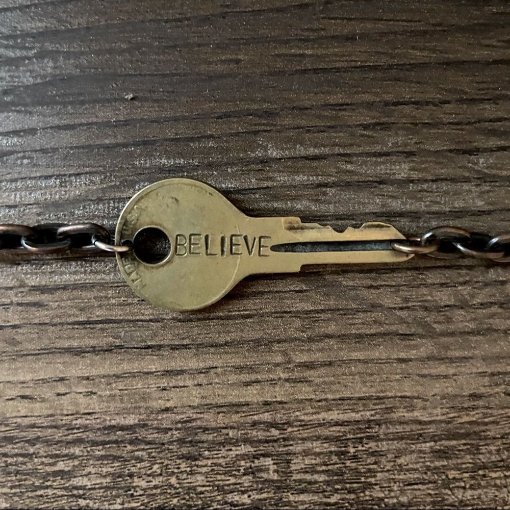 The Giving Keys “Believe” key bracelet